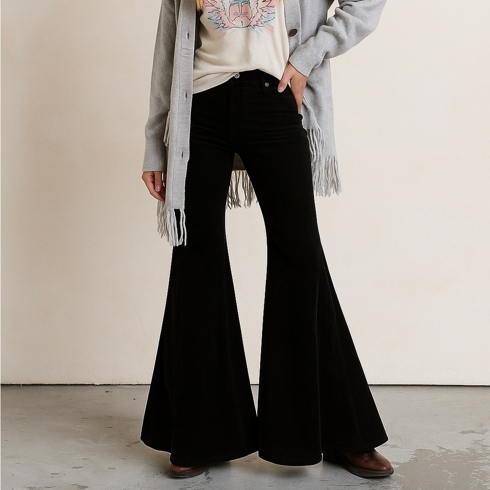 COÛT DE LA LIBERTÉ Natalia Stretch Corduroy Mid Rise Super Flare Pants‎